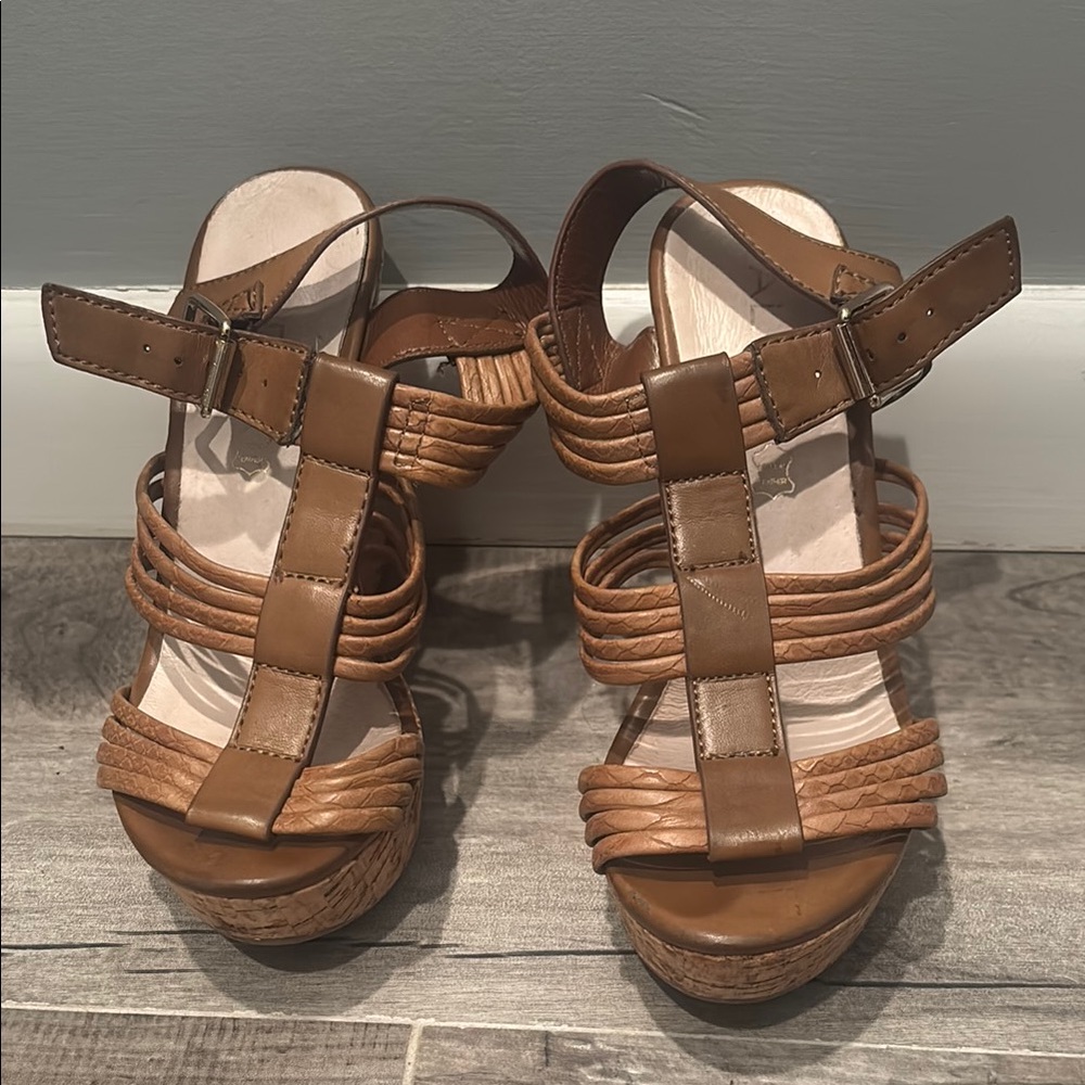 Women's Brown Strappy Sandals